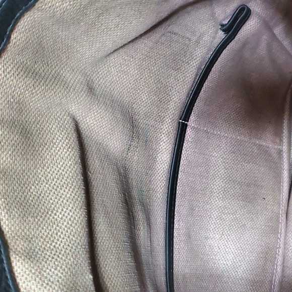 Dooney & Bourke Crossbody - Picture 5 of 6